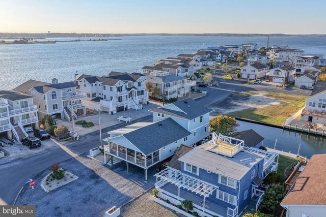 45 W DAGSBORO ST, Fenwick Island, DE 19944