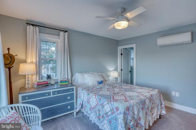 45 W DAGSBORO ST, Fenwick Island, DE 19944