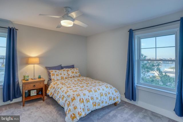 45 W DAGSBORO ST, Fenwick Island, DE 19944