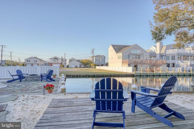 45 W DAGSBORO ST, Fenwick Island, DE 19944