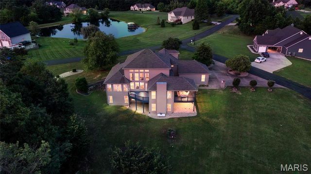 1 Cedar Lake Court, Troy, MO 63379