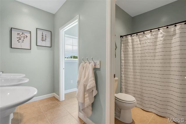1 Cedar Lake Court, Troy, MO 63379