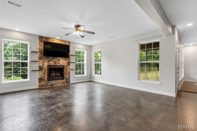 1 Cedar Lake Court, Troy, MO 63379