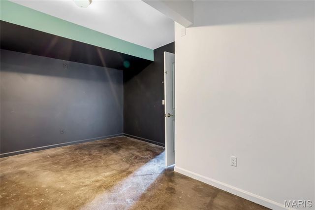 1 Cedar Lake Court, Troy, MO 63379