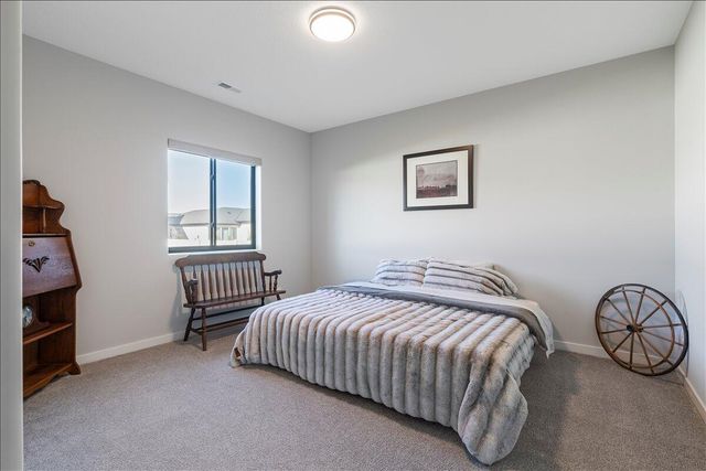 6518 S 208 Avenue, Elkhorn, NE 68022