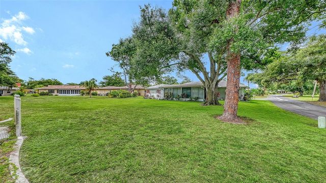 515 ROUSSEAU DRIVE, Nokomis, FL 34275