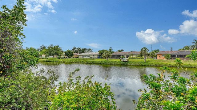 515 ROUSSEAU DRIVE, Nokomis, FL 34275