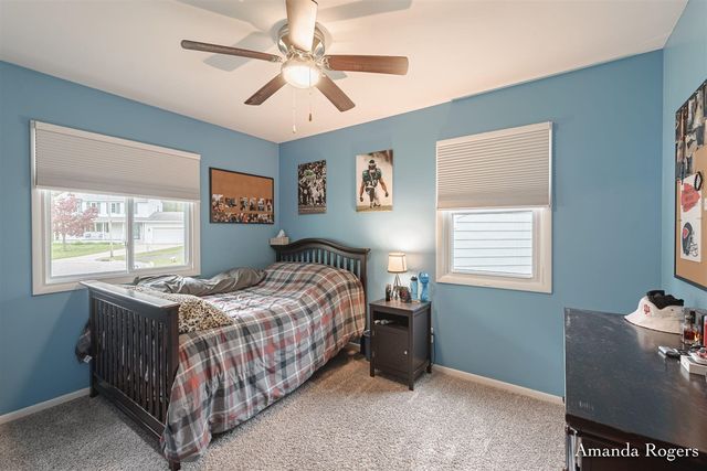 1780 Woodrun Drive, Lowell, MI 49331