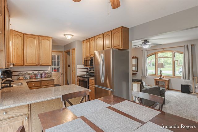 1780 Woodrun Drive, Lowell, MI 49331