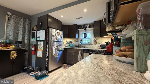 111 S KING ST, Magnolia, NJ 08049