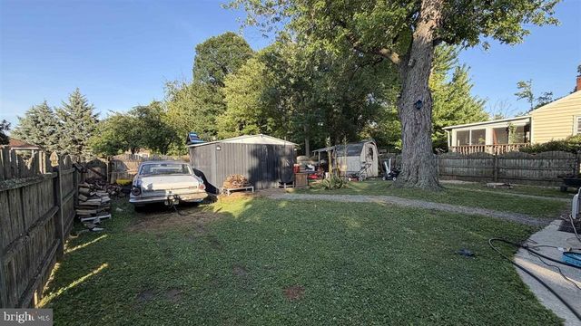 111 S KING ST, Magnolia, NJ 08049