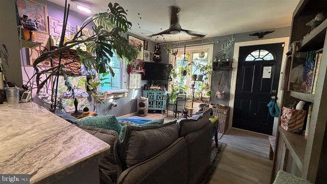 111 S KING ST, Magnolia, NJ 08049