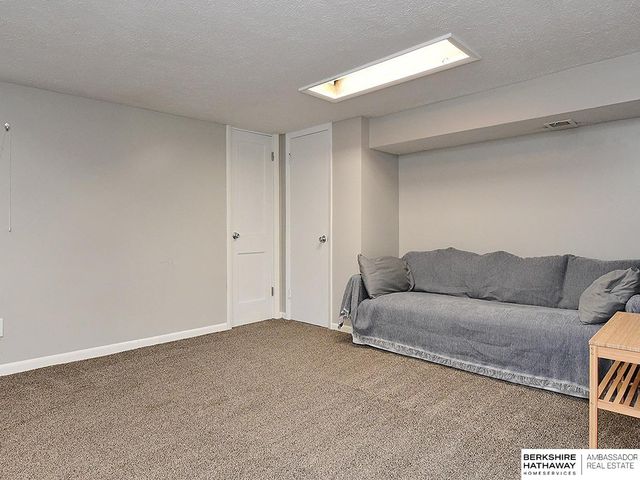 3911 Castelar Street, Omaha, NE 68105