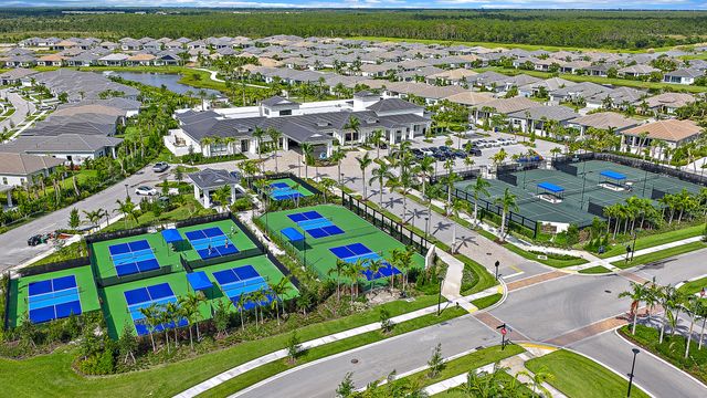 10038 Regency Way, Palm Beach Gardens, FL 33412