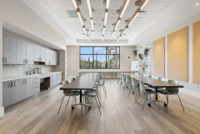 10038 Regency Way, Palm Beach Gardens, FL 33412