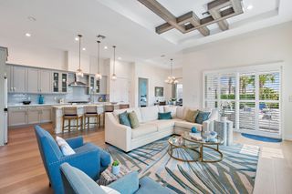 10038 Regency Way, Palm Beach Gardens, FL 33412