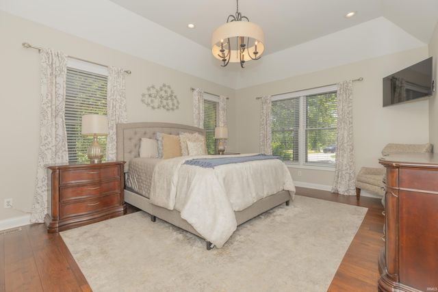 300 Beringer Drive, Evansville, IN 47711