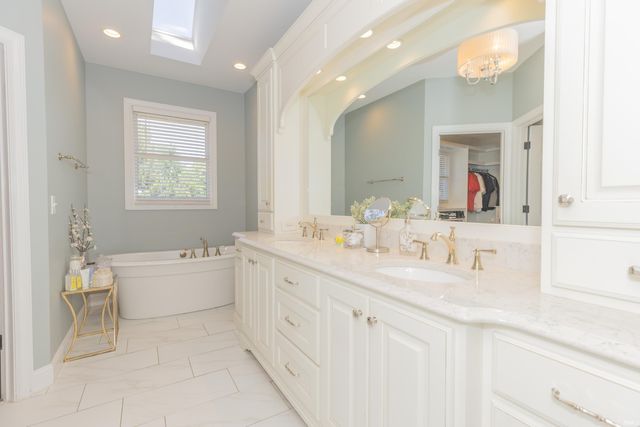 300 Beringer Drive, Evansville, IN 47711