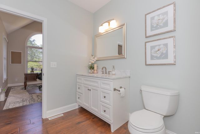 300 Beringer Drive, Evansville, IN 47711