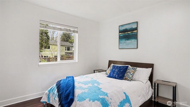 4002 NE 7th Court, Renton, WA 98056