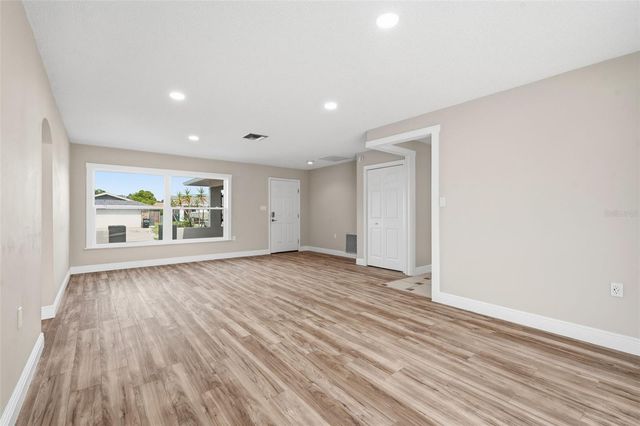 8022 IDLEBRIAR LANE, Port Richey, FL 34668