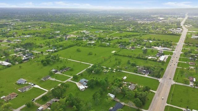 Lot 2 Avenue E, Santa Fe, TX 77510