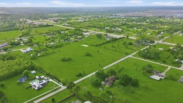Lot 2 Avenue E, Santa Fe, TX 77510