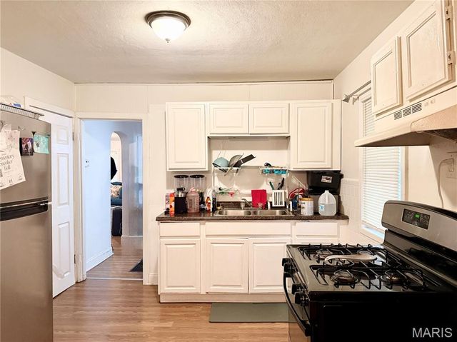 7159 Garesche Avenue, St Louis, MO 63136
