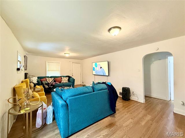 7159 Garesche Avenue, St Louis, MO 63136