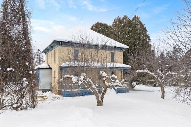 3661 Blue Goose ROAD, West Bend, WI 53095