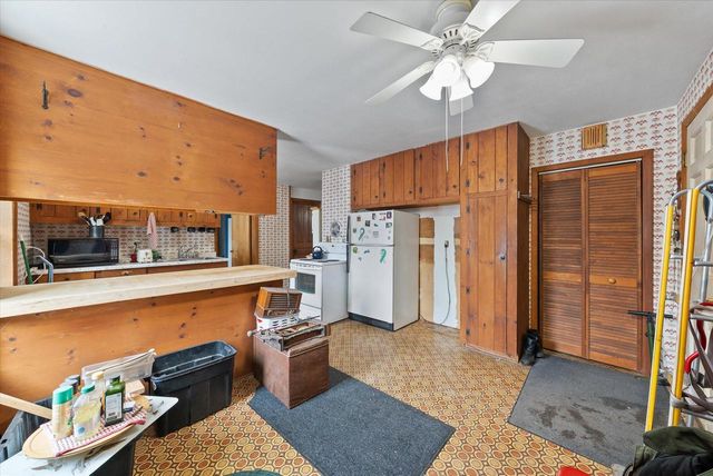 3661 Blue Goose ROAD, West Bend, WI 53095