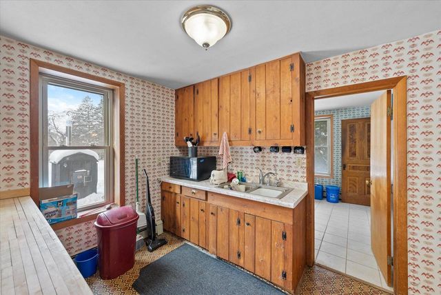 3661 Blue Goose ROAD, West Bend, WI 53095