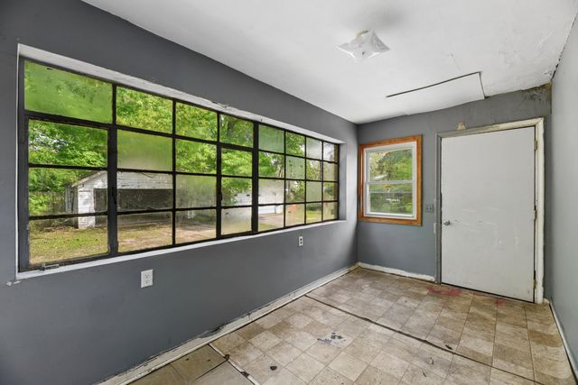 1017 Mcallister Avenue, Benton Harbor, MI 49022
