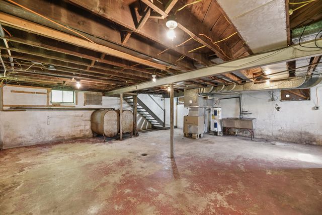 1017 Mcallister Avenue, Benton Harbor, MI 49022
