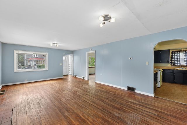 1017 Mcallister Avenue, Benton Harbor, MI 49022