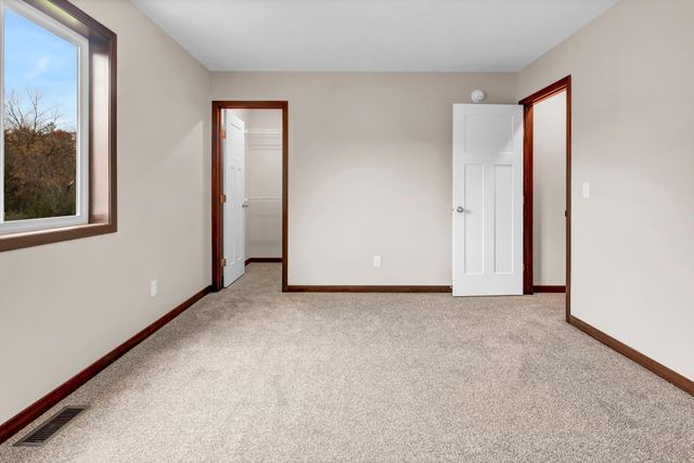 2881 11th Avenue NE, Sauk Rapids, MN 56379