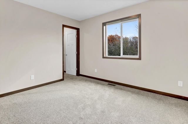 2881 11th Avenue NE, Sauk Rapids, MN 56379