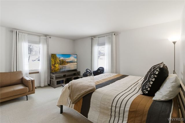 6338 Hamm Road, Lockport Town, NY 14094