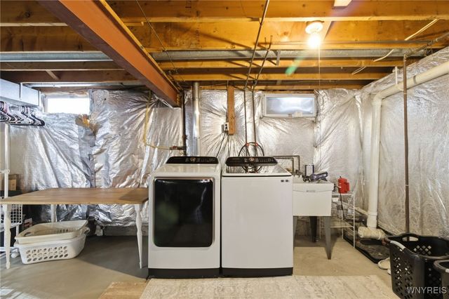 6338 Hamm Road, Lockport Town, NY 14094