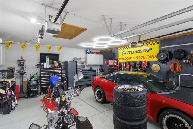 6338 Hamm Road, Lockport Town, NY 14094