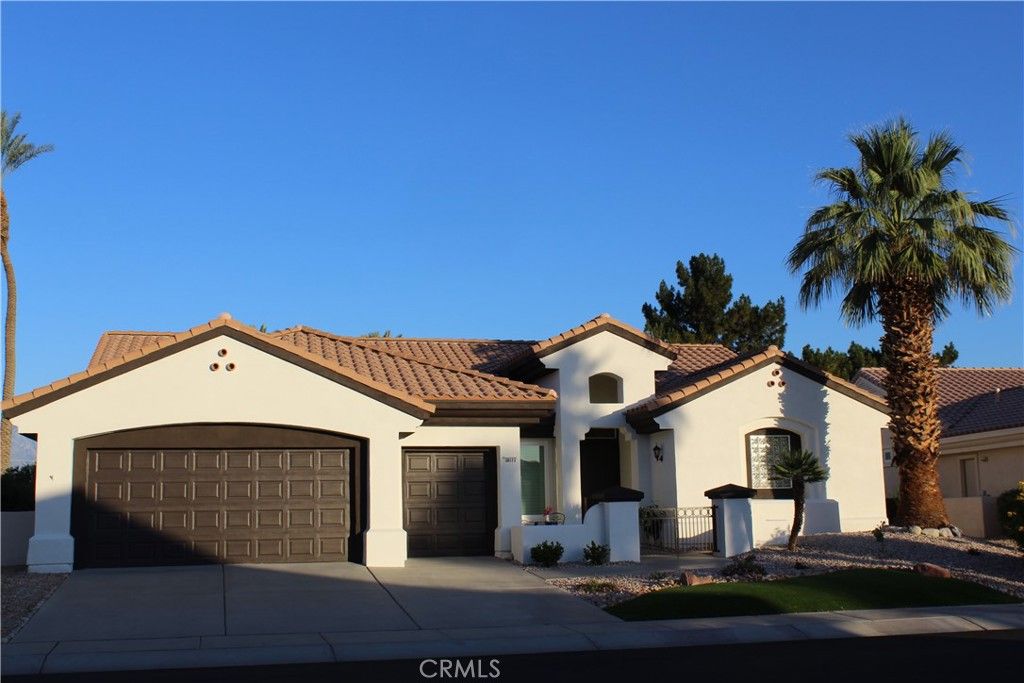 Image 2 of property listing at 38173 Grand Oaks, Palm Desert, CA 92211