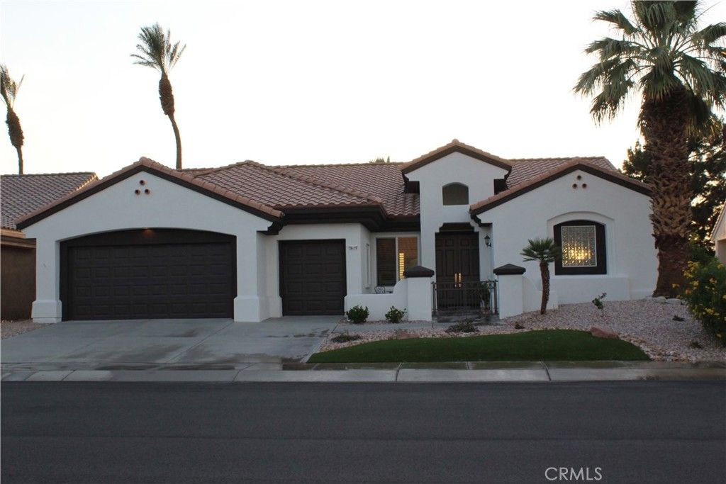 Image 5 of property listing at 38173 Grand Oaks, Palm Desert, CA 92211