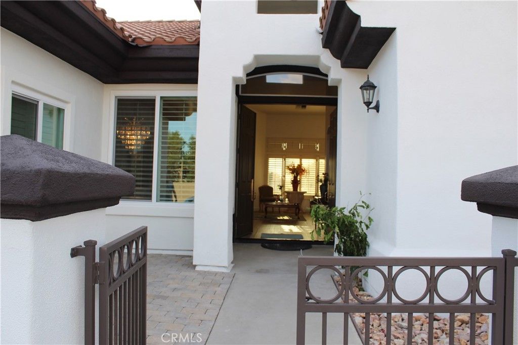 Image 8 of property listing at 38173 Grand Oaks, Palm Desert, CA 92211