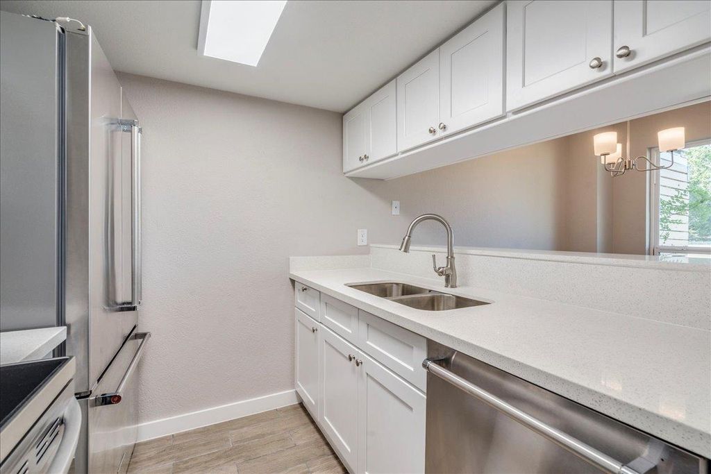 3 Cypress Fairway VLG, Wimberley, TX 78676