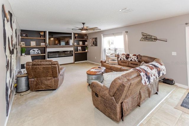 11083 MAYBIRD AVENUE, Weeki Wachee, FL 34613