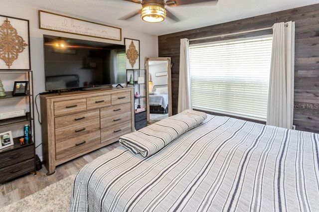 11083 MAYBIRD AVENUE, Weeki Wachee, FL 34613