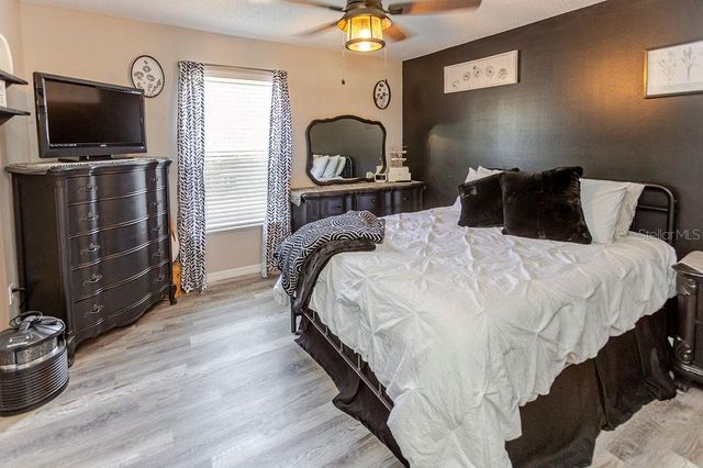 11083 MAYBIRD AVENUE, Weeki Wachee, FL 34613