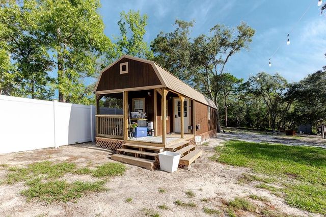 11083 MAYBIRD AVENUE, Weeki Wachee, FL 34613