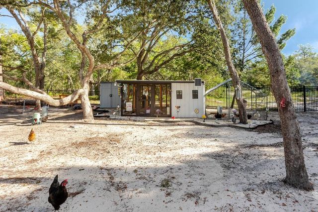 11083 MAYBIRD AVENUE, Weeki Wachee, FL 34613