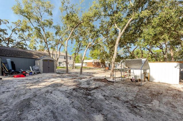 11083 MAYBIRD AVENUE, Weeki Wachee, FL 34613